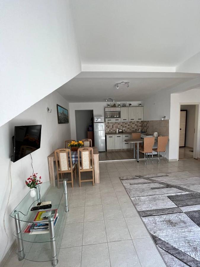 Apartment Azalea Of בודווה מראה חיצוני תמונה